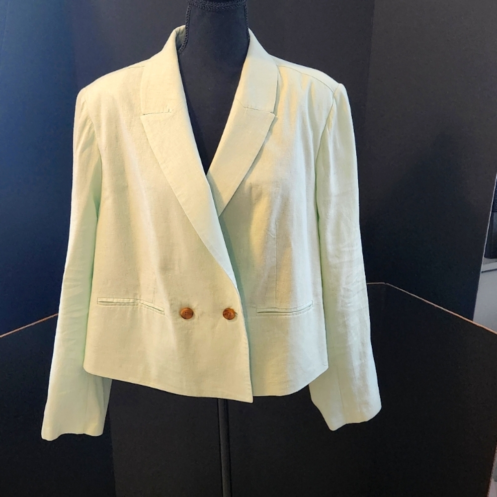 New - Seafoam Green Linen Blazer